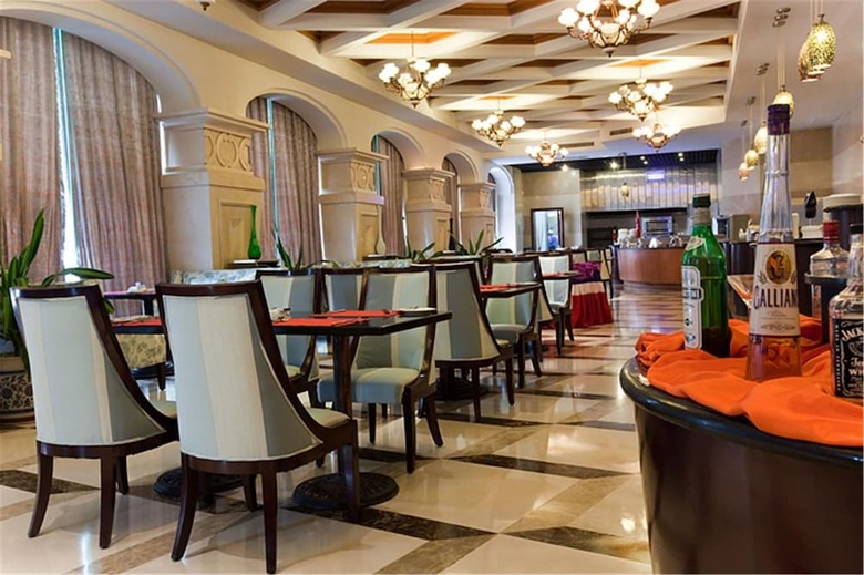 Golden Ocean Hotel