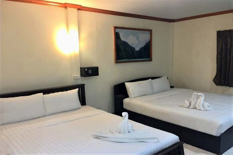 Hostal Golden Bee Phiphi Hostel