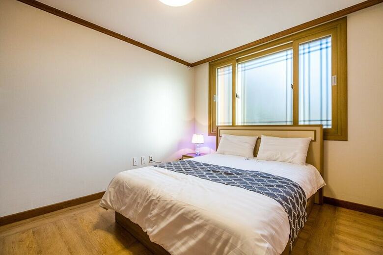 Hue Travel Pension