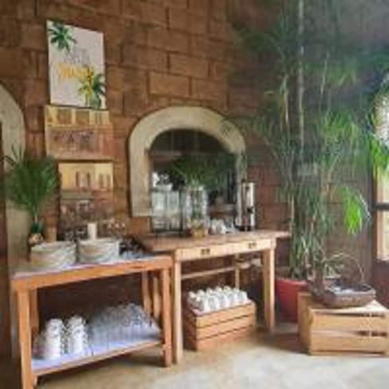 Spacio Caliraya Bed And Breakfast