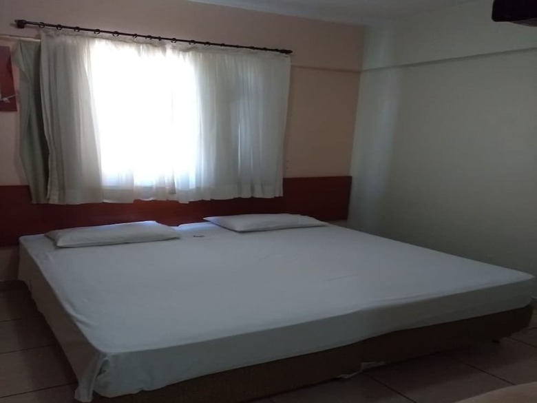 Oyo Novo Grande Hotel