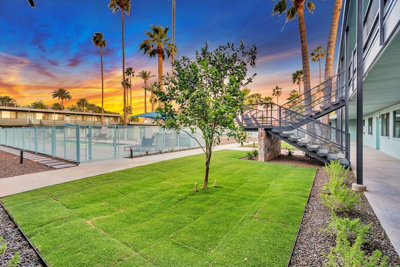 Primo Old Town Location With Heated Pool