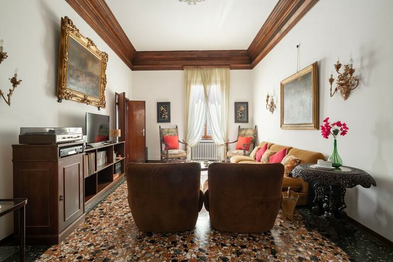 Accademia Liberty Apartment