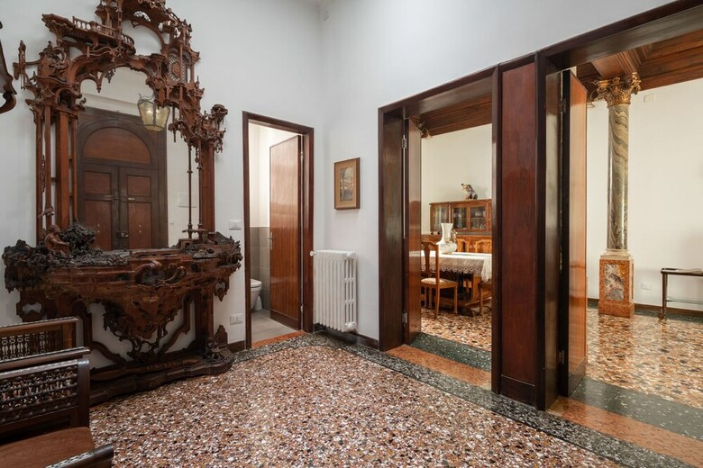 Accademia Liberty Apartment