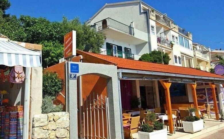 Hotel Apartmani Dasa Tucepi