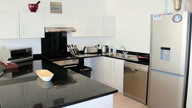 Apartamentos Endless Summer Muizenberg Beachfront