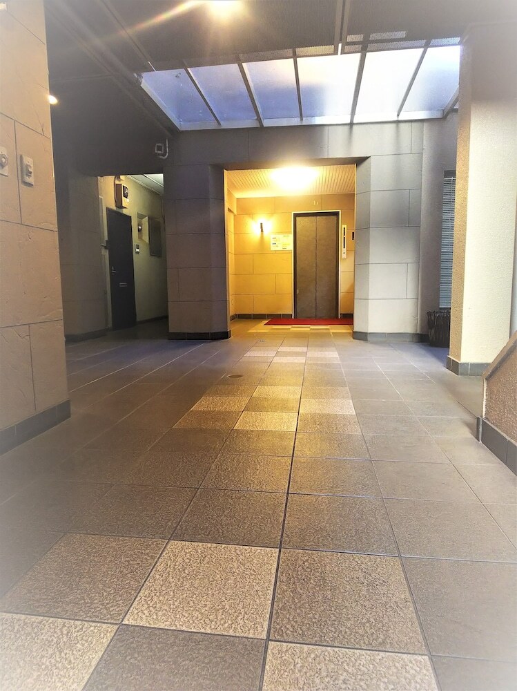 Apartment Near Shibuya Station (01)