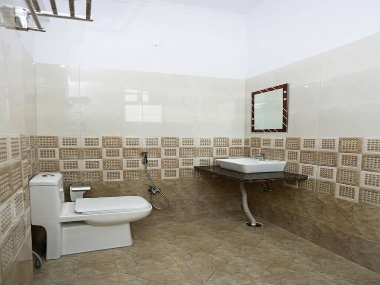 Hotel Shiv Palace