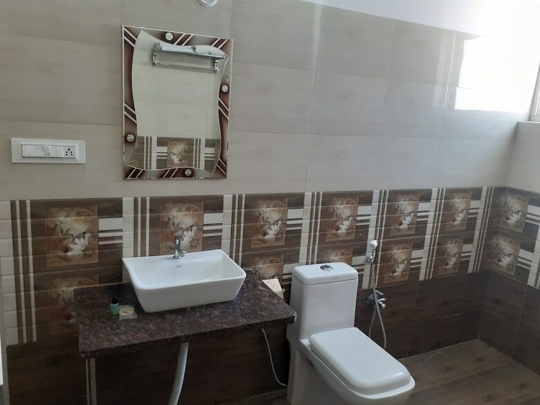 Hotel Shiv Palace