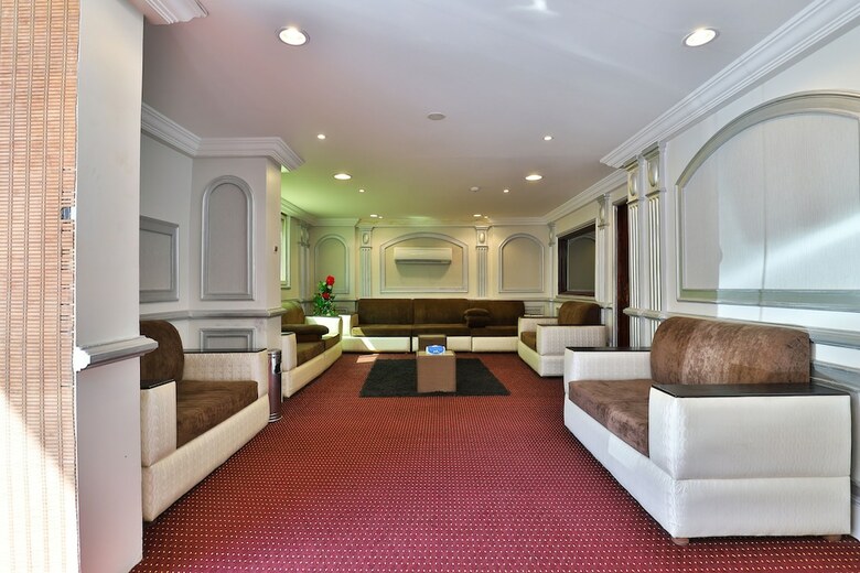 Oyo 435 Hams Al Layali Hotel