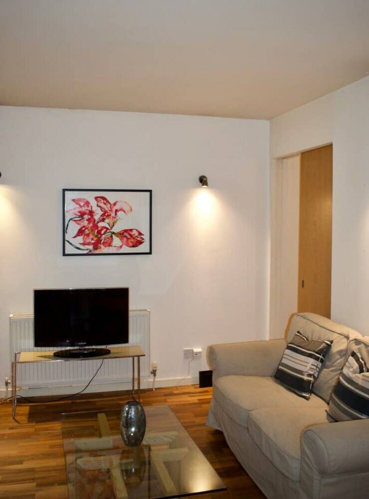 Bright Apartment On The Grassmarket