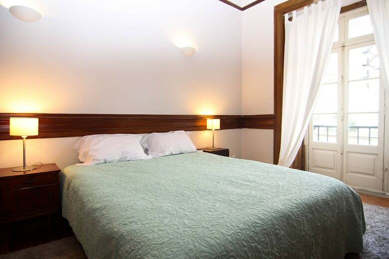 Spacious And Bright 4 Bedroom Apartment