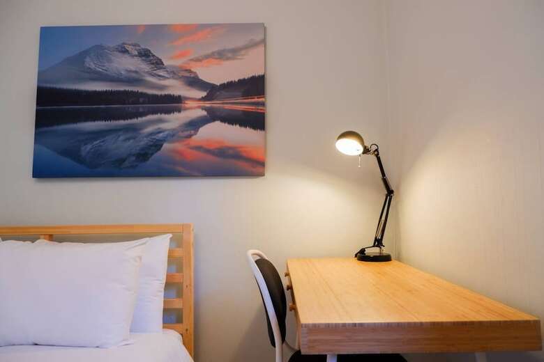 Welcoming And Spacious 2 Bedroom Apartment In Central Bristo Square