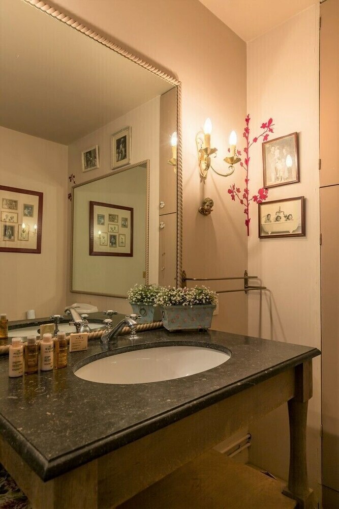 Apartamento By The Theatre de Paris