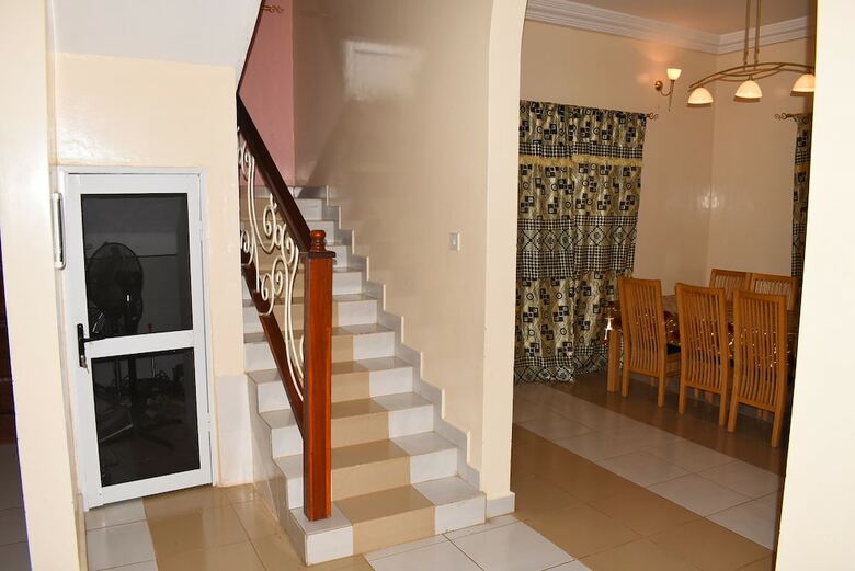 Apartamentos London Innn 3