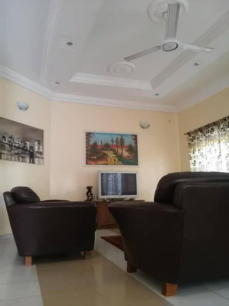 Apartamentos London Innn 3