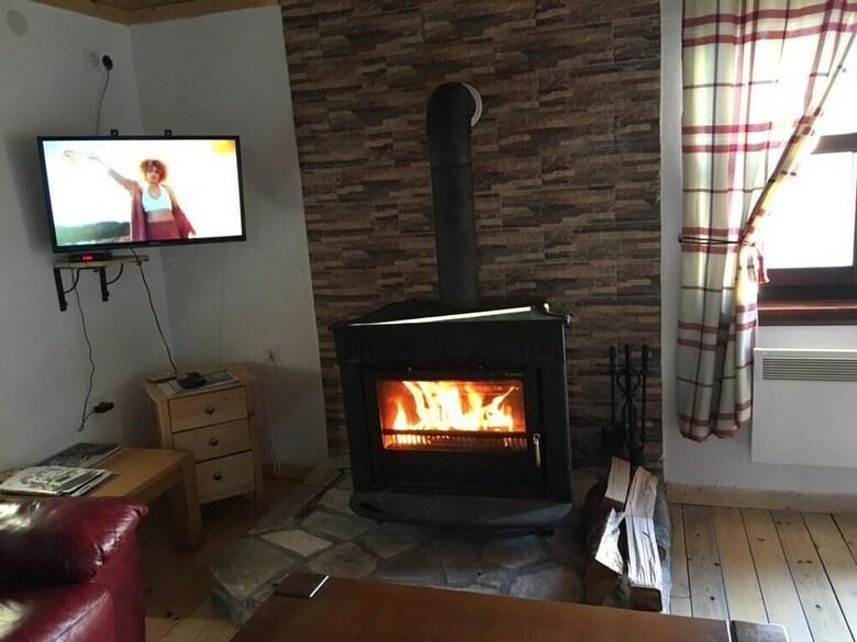 Cabana Charming 2-bed Cottage With In ?abljak