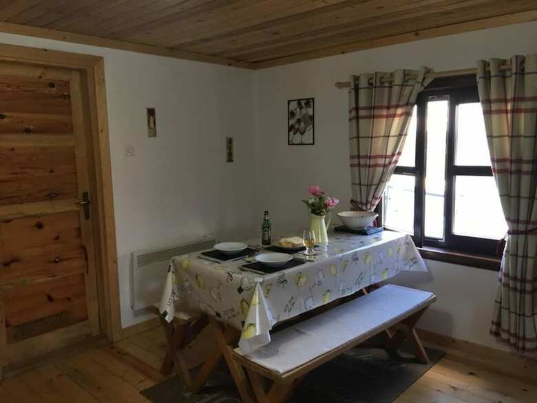 Cabana Charming 2-bed Cottage With In ?abljak