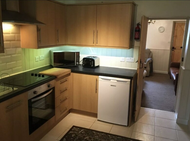 Cottage In Pickering Sleeps 6 Pets Welcome