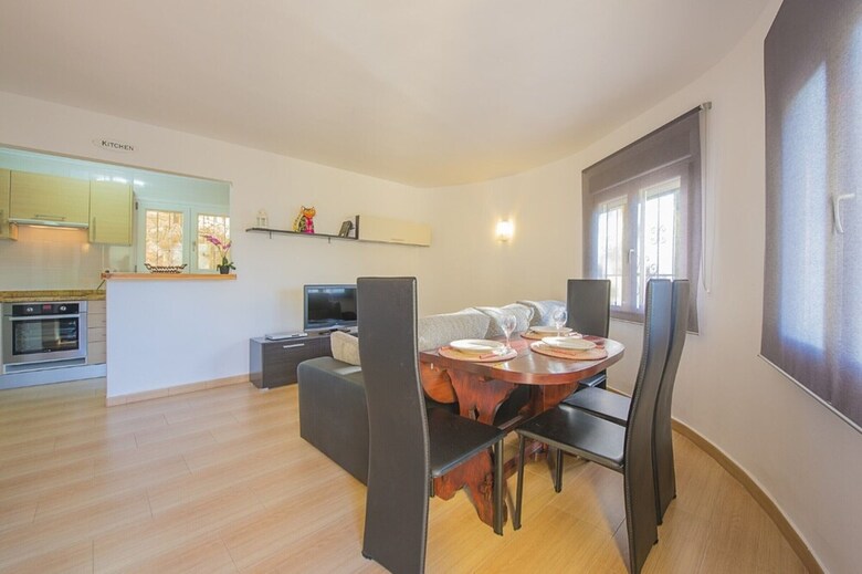 Villa - 3 Bedrooms With Pool - 105015