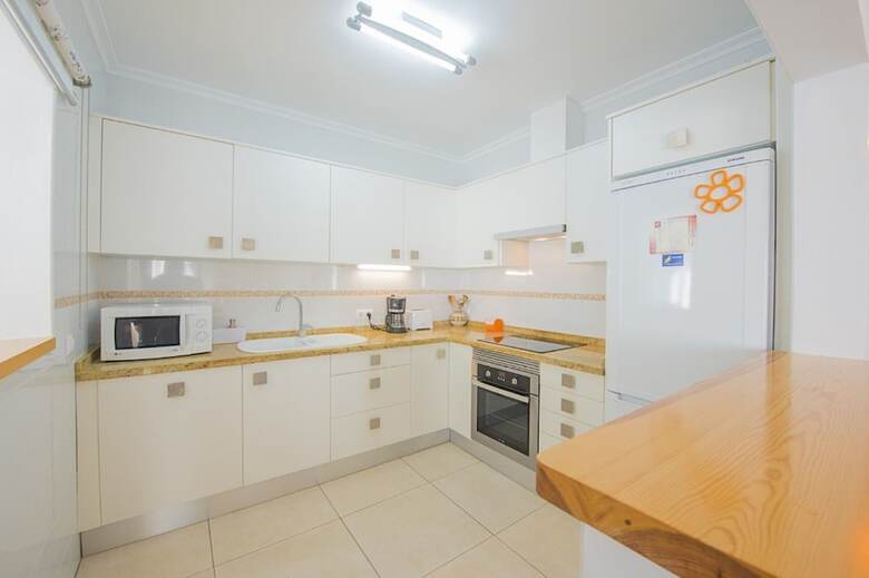 Villa - 3 Bedrooms With Pool - 105015