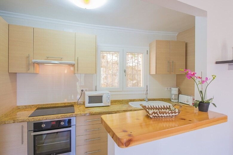 Villa - 3 Bedrooms With Pool - 105015