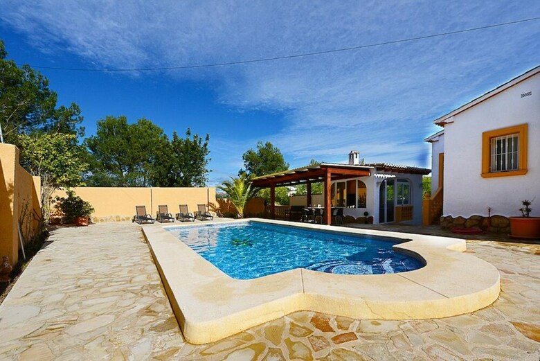 Villa - 4 Bedrooms With Pool - 106435