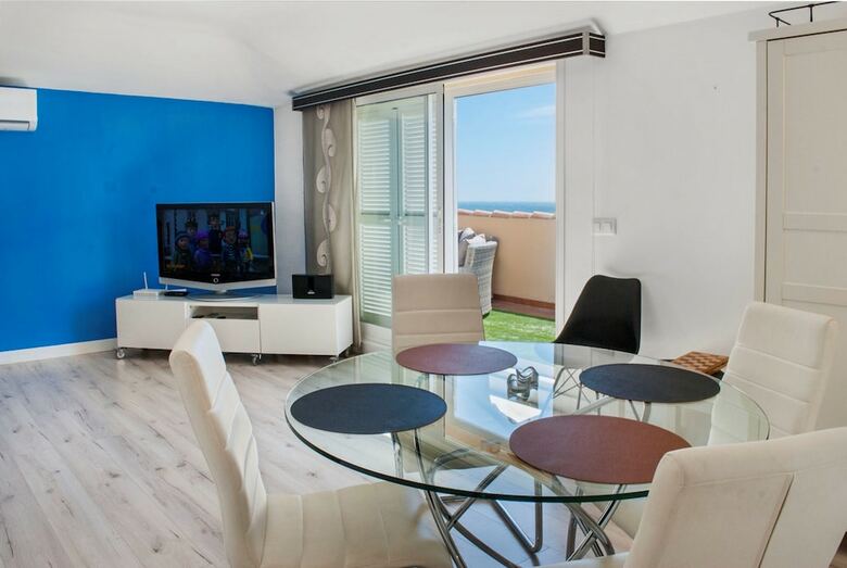 Villa Apartment - 2 Bedrooms With Pool And Wifi - 107295