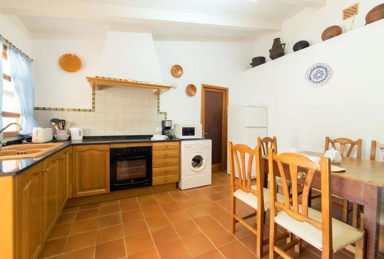 Villa - 3 Bedrooms With Pool - 103244
