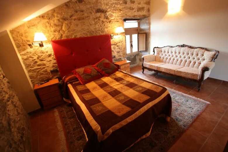 Villa House - 5 Bedrooms - 107654