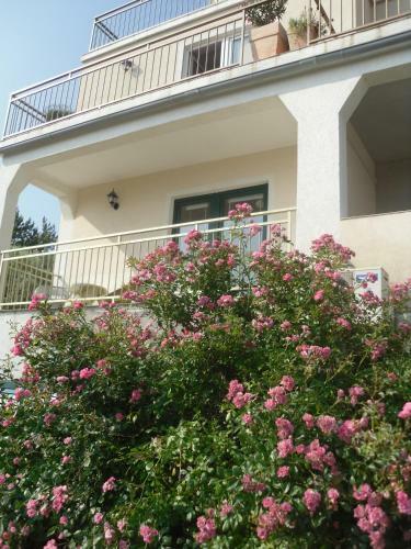 Hostal Apartments & Rooms Katarina