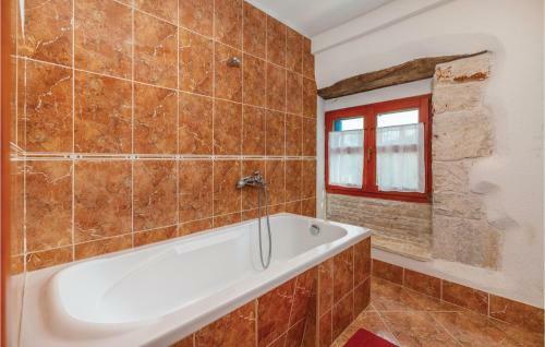 Holiday Home Stancija Negrin Bb Cr