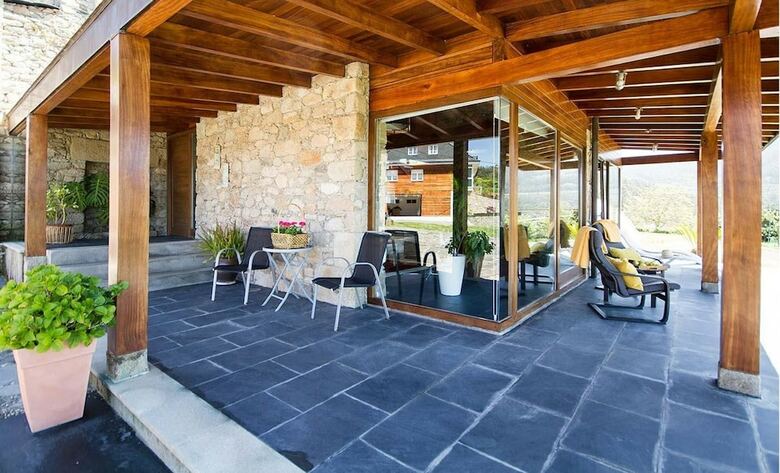 Villa House - 3 Bedrooms - 107757