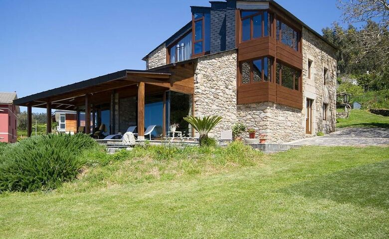 Villa House - 3 Bedrooms - 107757