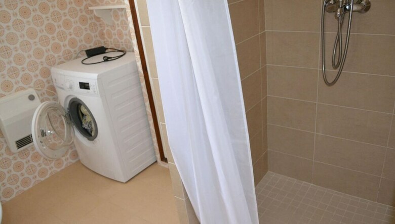 Villa House - 3 Bedrooms With Sea Views - 107831