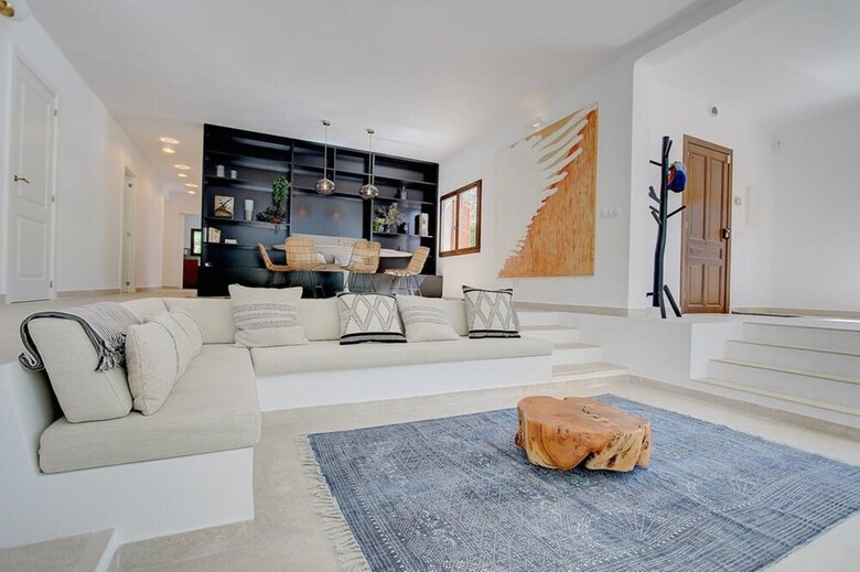 Villa - 4 Bedrooms With Pool And Wifi - 107785
