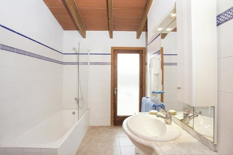 Villa - 2 Bedrooms With Pool - 103231