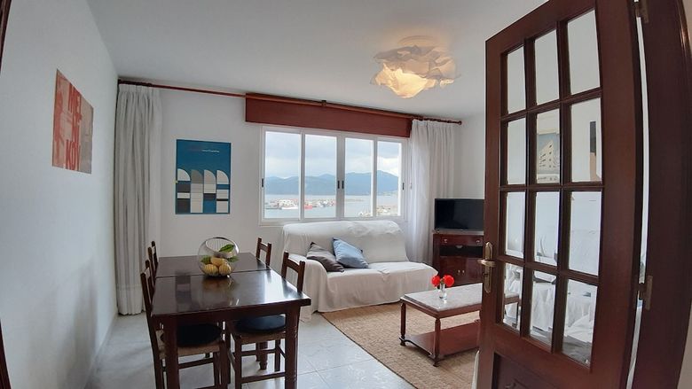 Villa Apartment - 3 Bedrooms With Sea Views - 107771