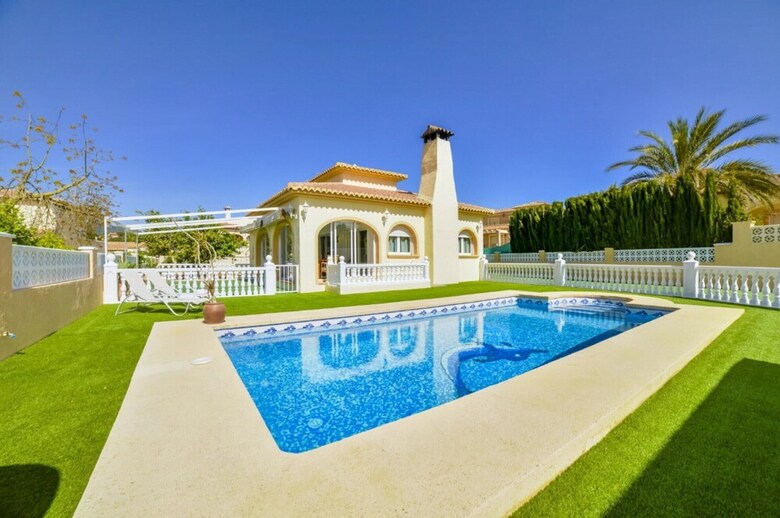 Villa - 3 Bedrooms With Pool - 104962
