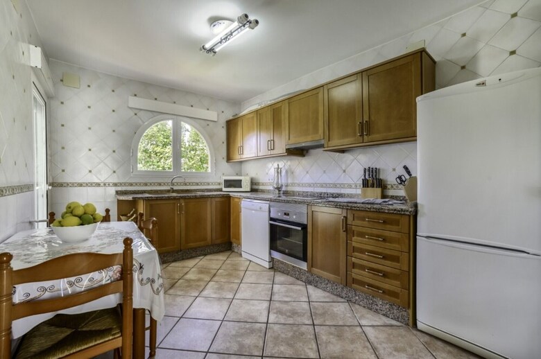 Villa - 3 Bedrooms With Pool - 104962