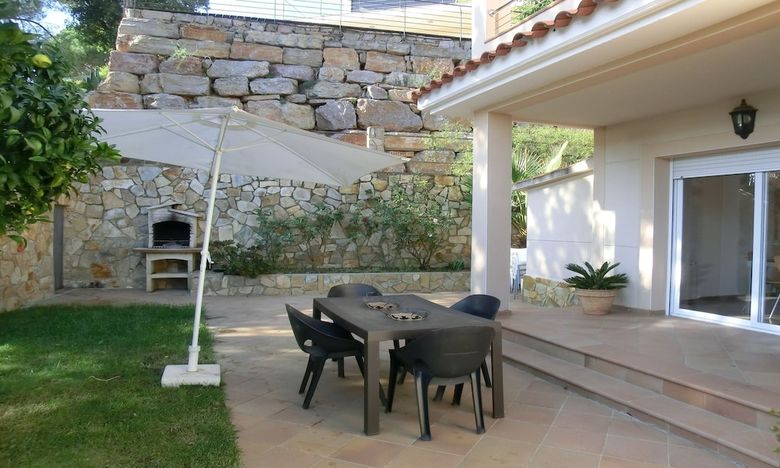 Villa - 3 Bedrooms With Pool - 104654