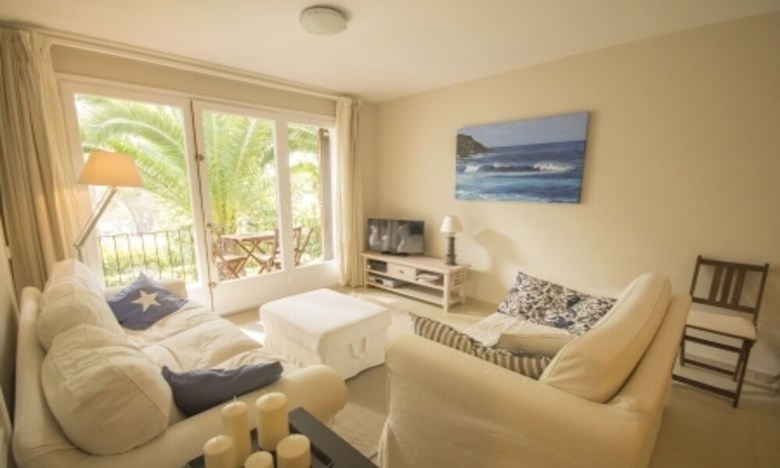Villa Apartment - 2 Bedrooms With Pool - 104677