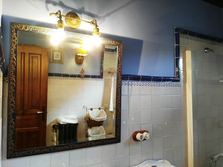 Villa - 4 Bedrooms With Pool - 107949