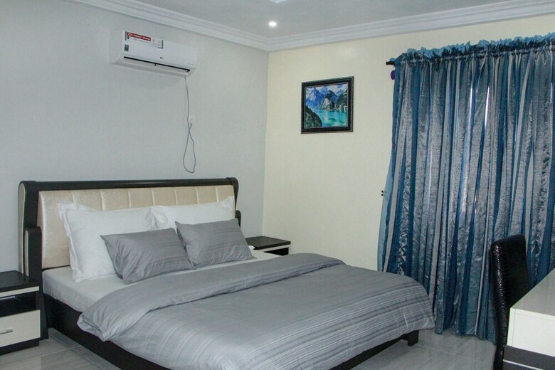 Hotel Mitos Luxury Suites