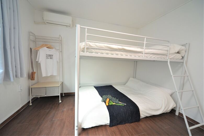 Hostal Jerry Blossom - Hostel