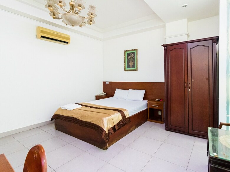 Oyo 975 Trung Nam Hotel
