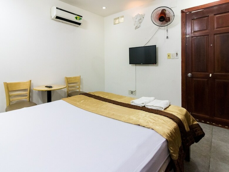 Oyo 975 Trung Nam Hotel