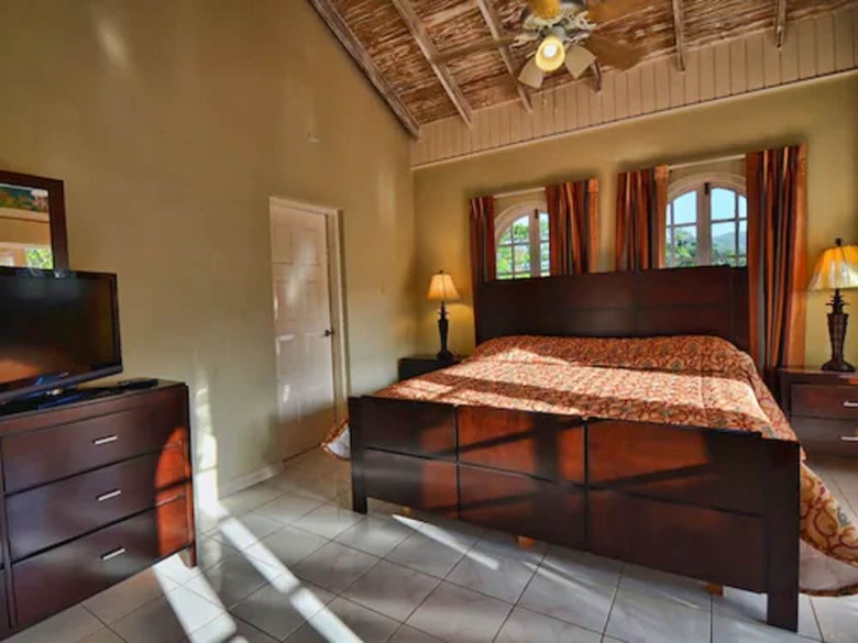 Hotel Tropical Lagoon Resort