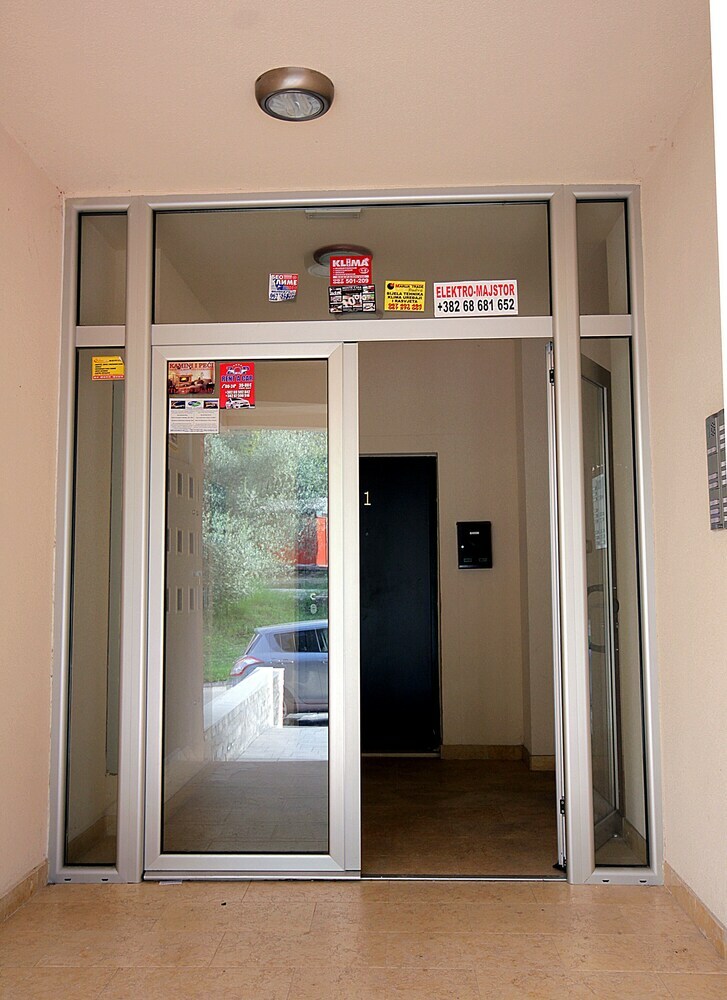 Apartments Mirista