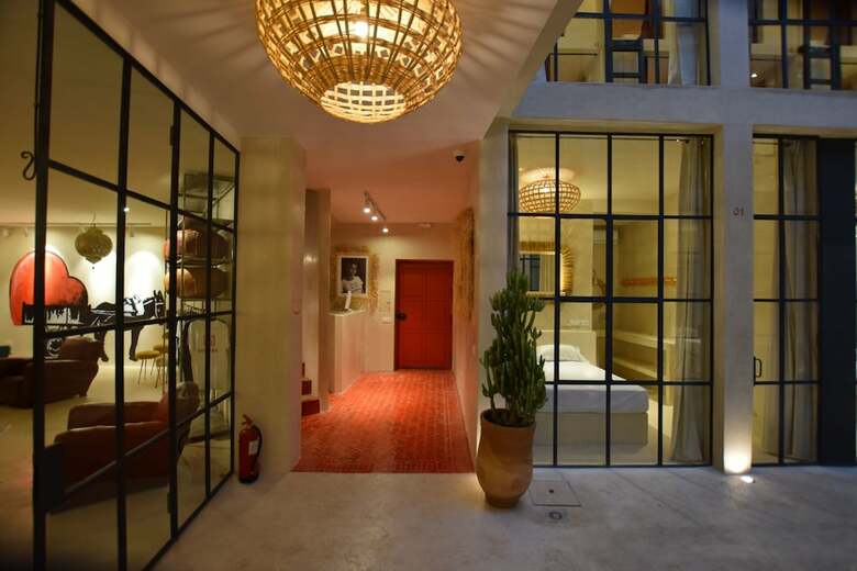 Hostal Miostello Hostel